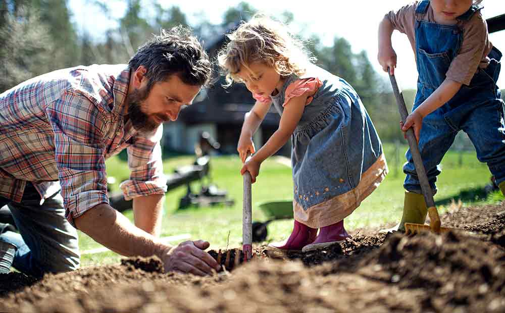 enfant jardin